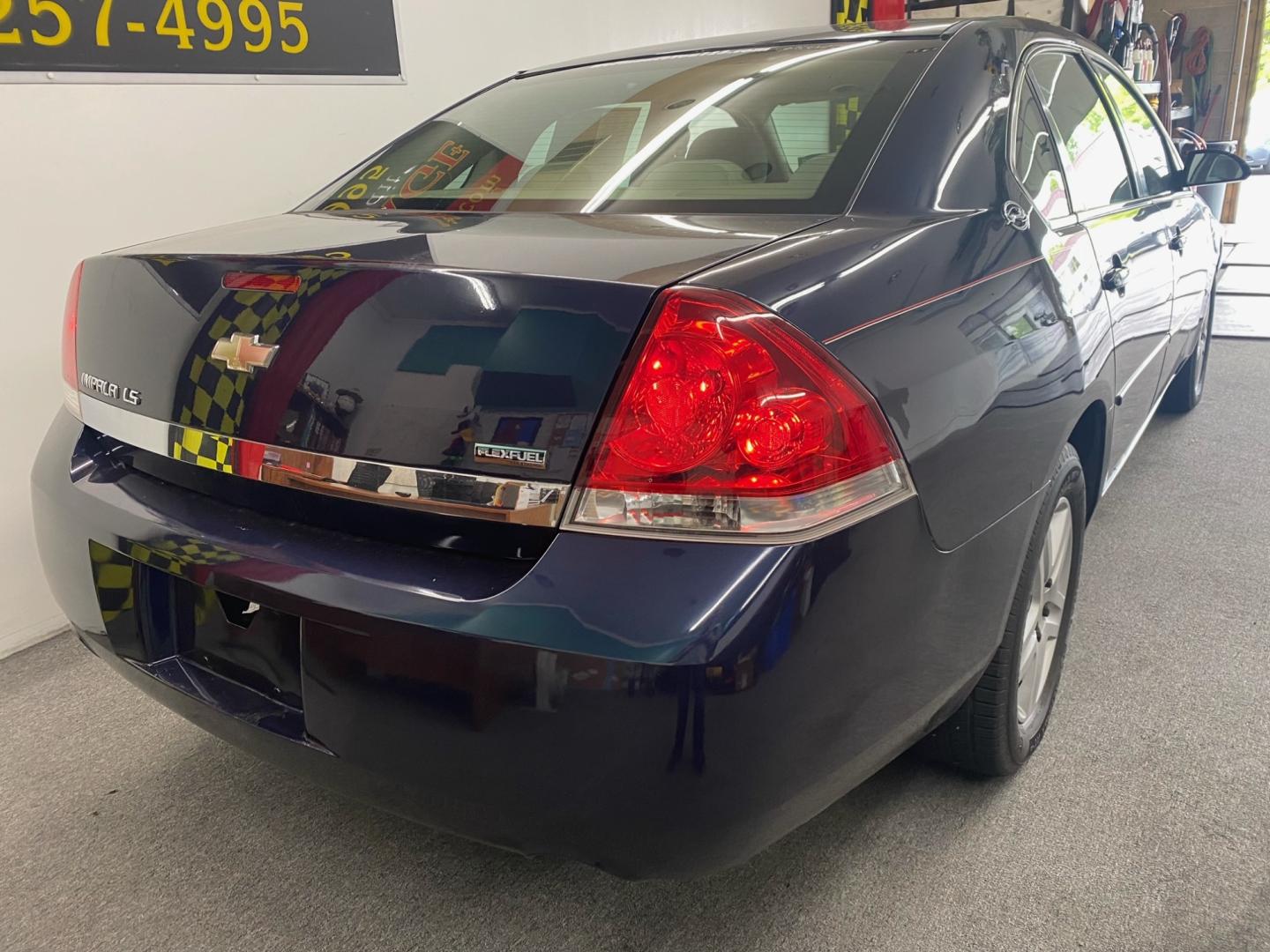 2008 BLUE /Tan Chevrolet Impala (2G1WB58K589) , located at 533 S West End Blvd., Quakertown, PA, 18951, (877) 257-4995, 40.343994, -75.303604 - INCLUDED IN THE SALE PRICE OF EVERY VEHICLE: 48 Hour Money Back Guarantee 6 Month - 6,000 Mile Warranty Brand New PA State Inspection & Emission $10 Oil Changes for the Life of the Loan Complete CARFAX - Photo#3